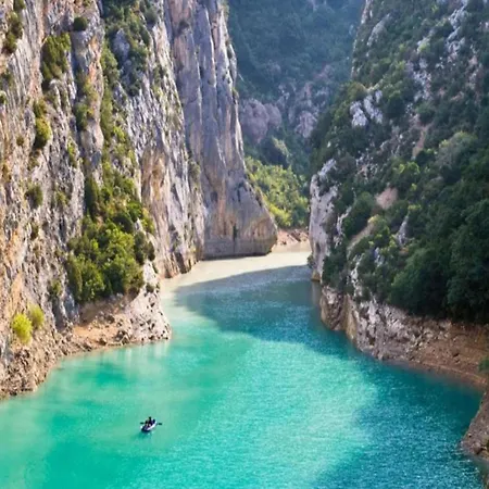 In Agay Near The 펜션 Saint-Raphaël