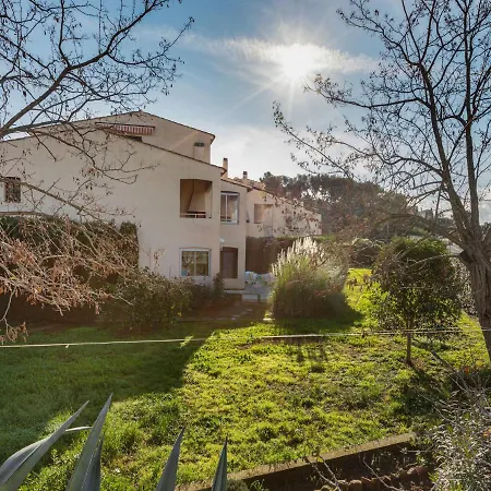 Σπίτι διακοπών Picturesque In Raphael With Balcony *